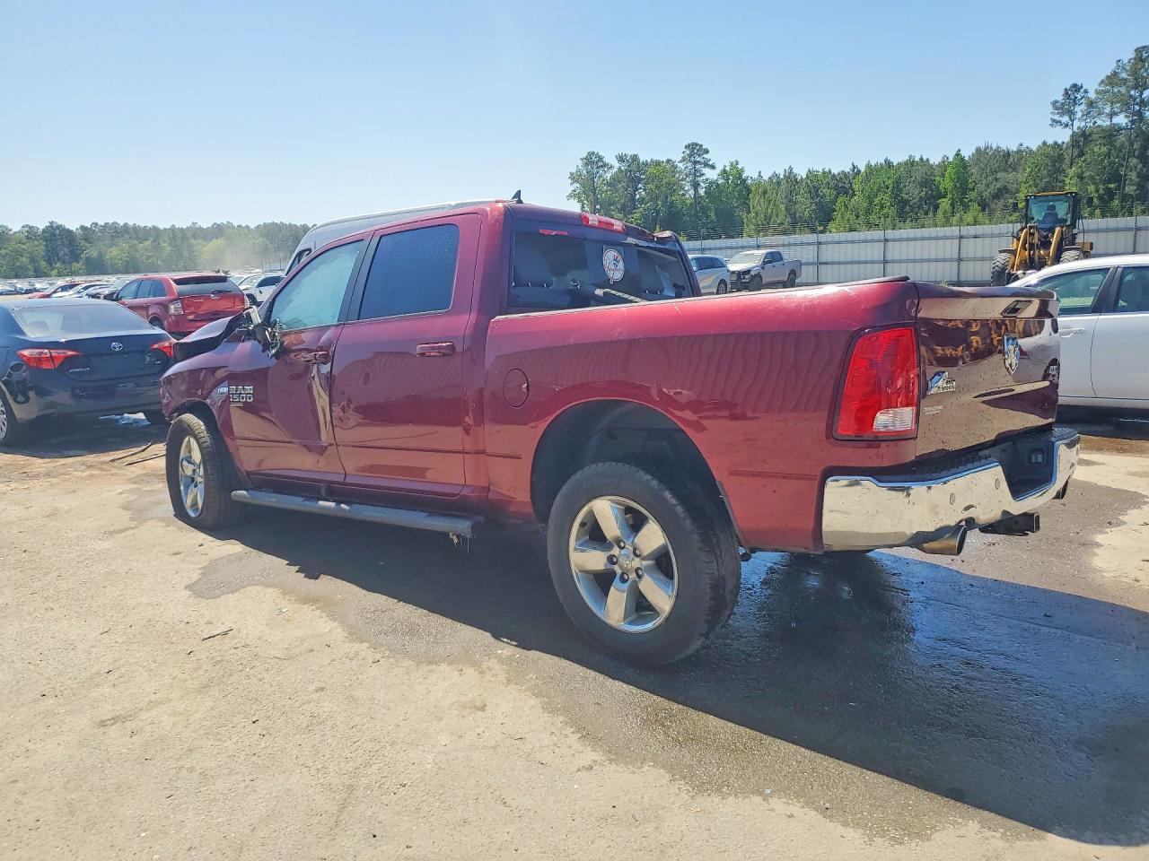 1C6RR7LT2KS557762 · 2019 RAM 1500 CLASSIC · 2/12