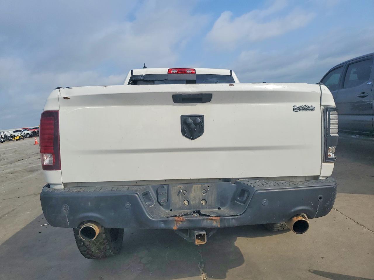 1C6RR6GT5KS671842 · 2019 RAM 1500 CLASSIC · 6/12