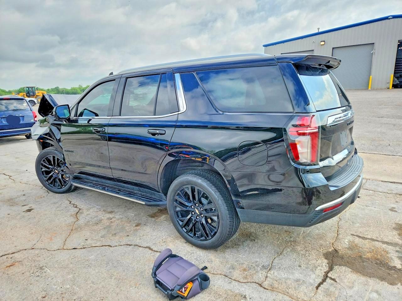 1GNSKNKD1PR533908 · 2023 CHEVROLET TAHOE · 2/14