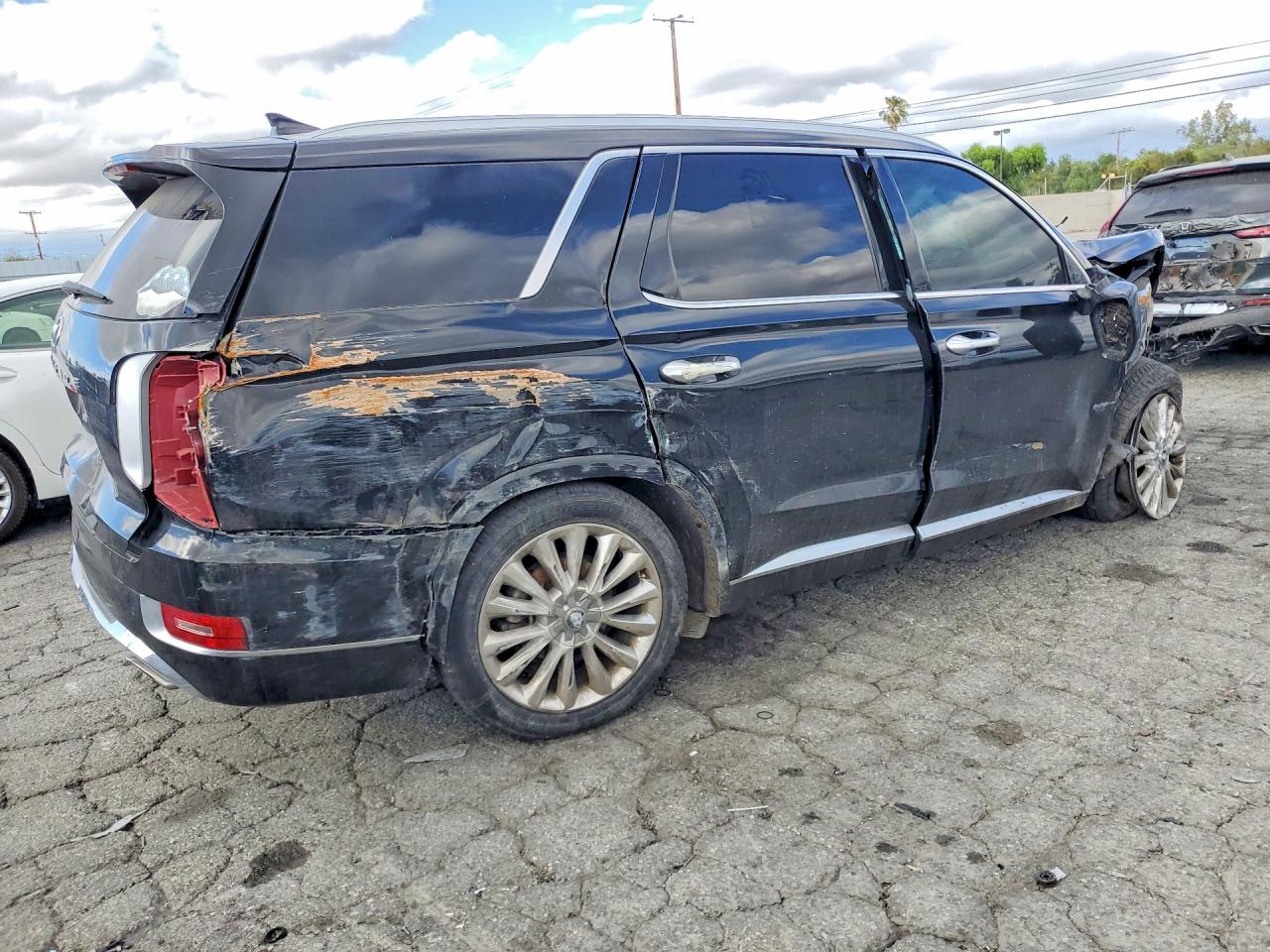 KM8R54HEXLU120672 · 2020 HYUNDAI PALISADE · 3/13