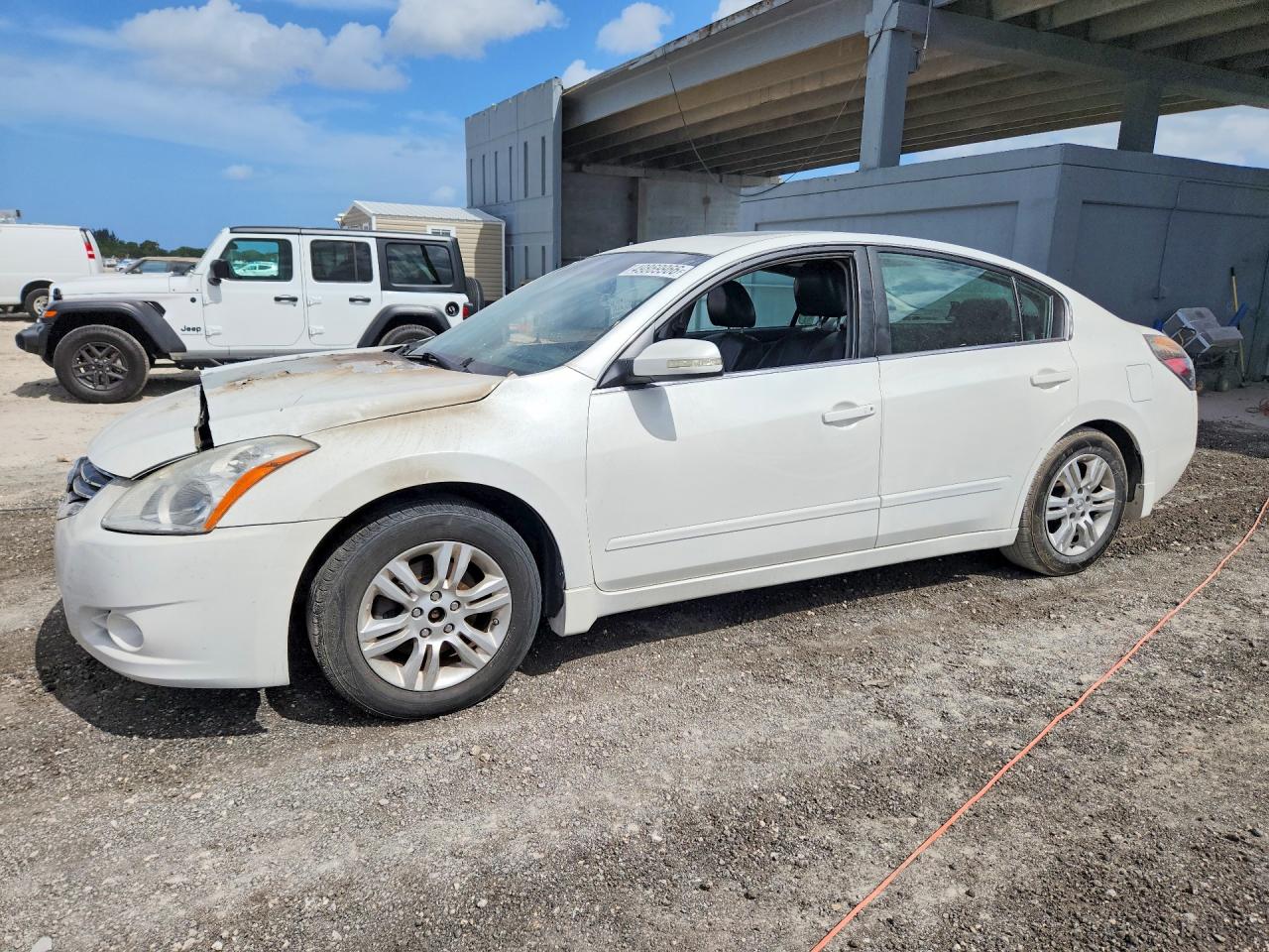 2011 NISSAN ALTIMA
