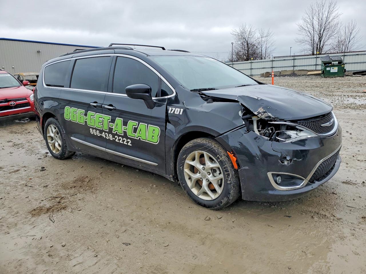 2C4RC1BGXHR579420 · 2017 CHRYSLER PACIFICA · 4/13