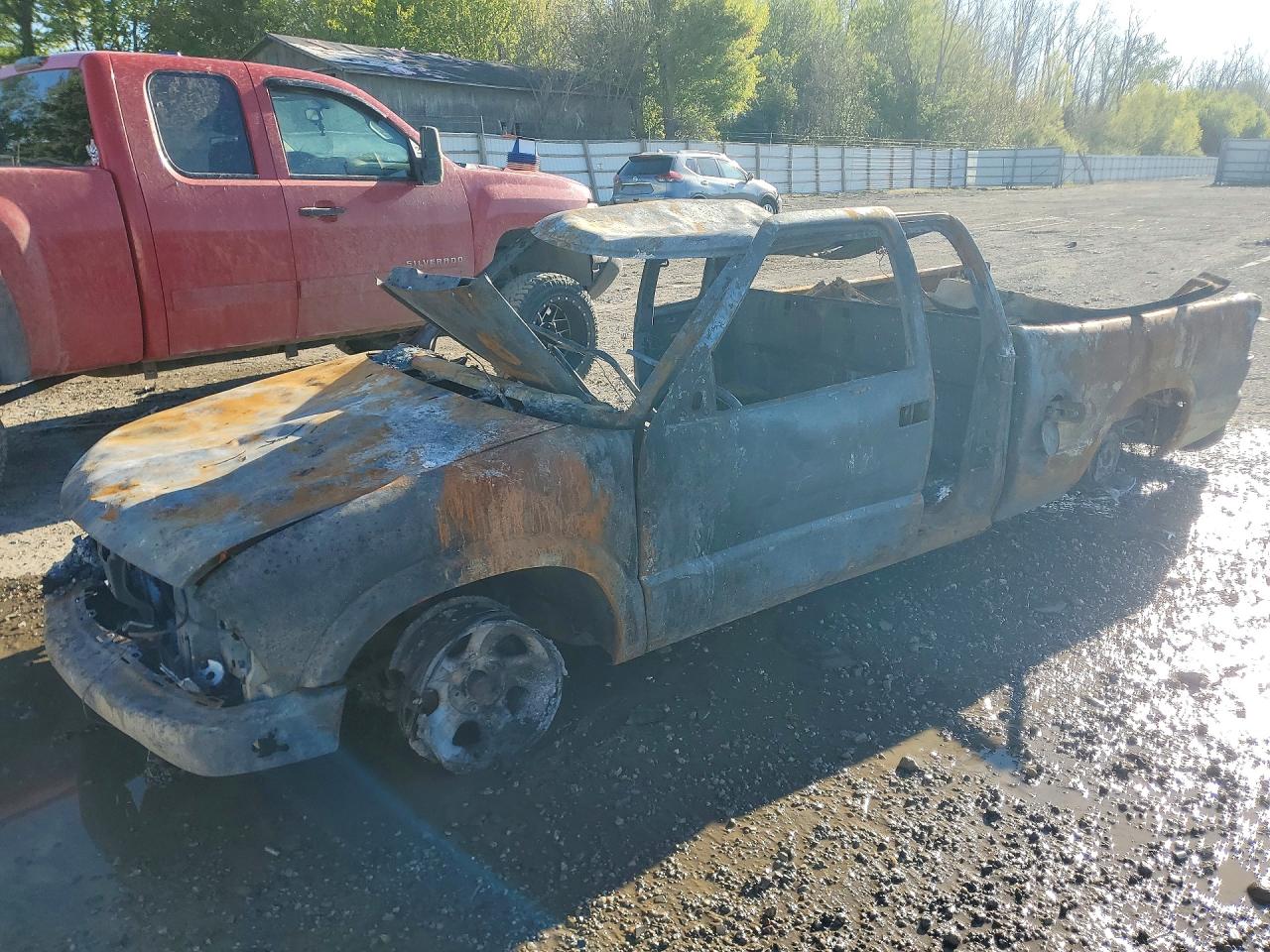 1GCCS19W618122658 · 2001 CHEVROLET S TRUCK