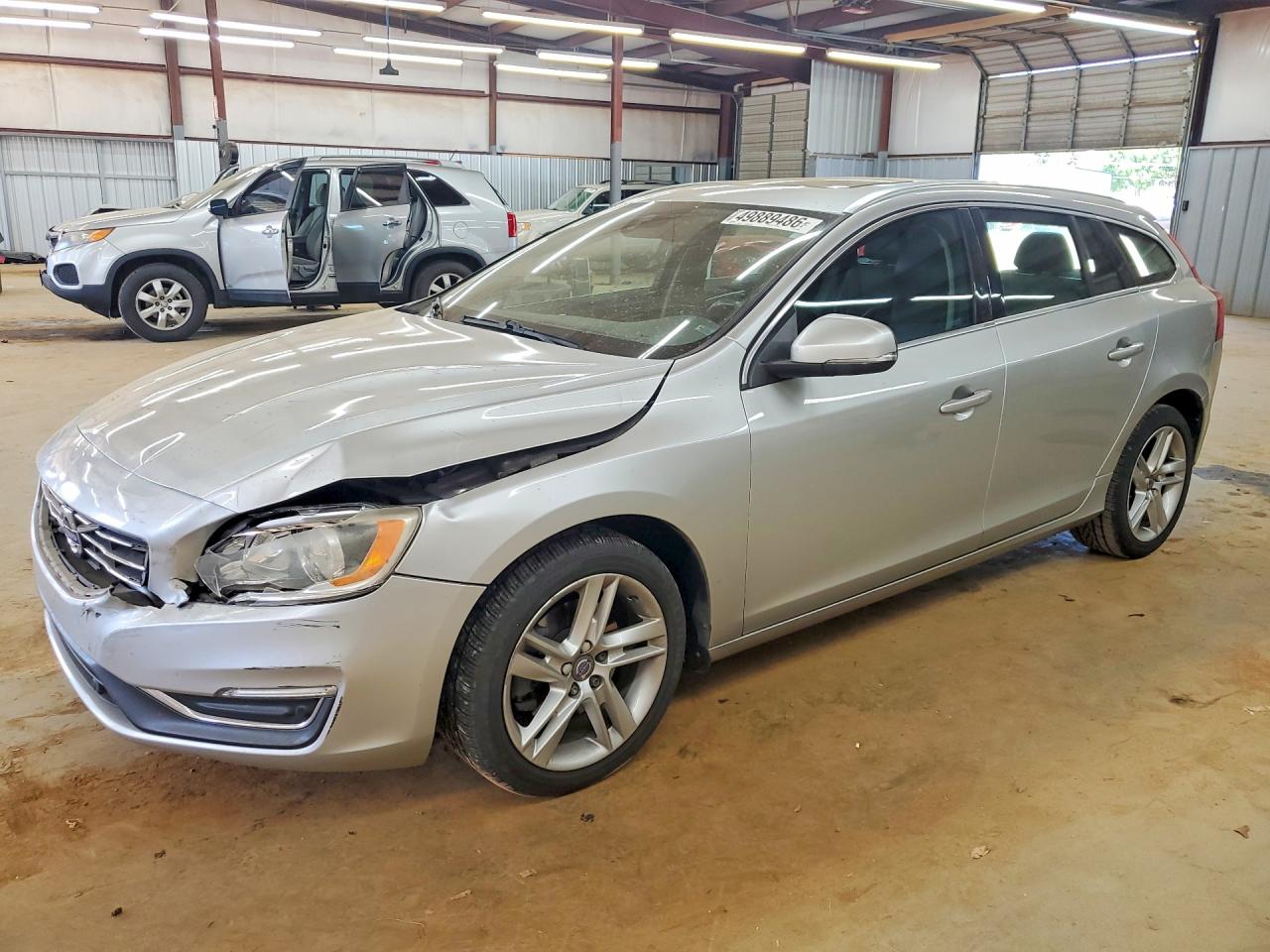 2015 VOLVO V60