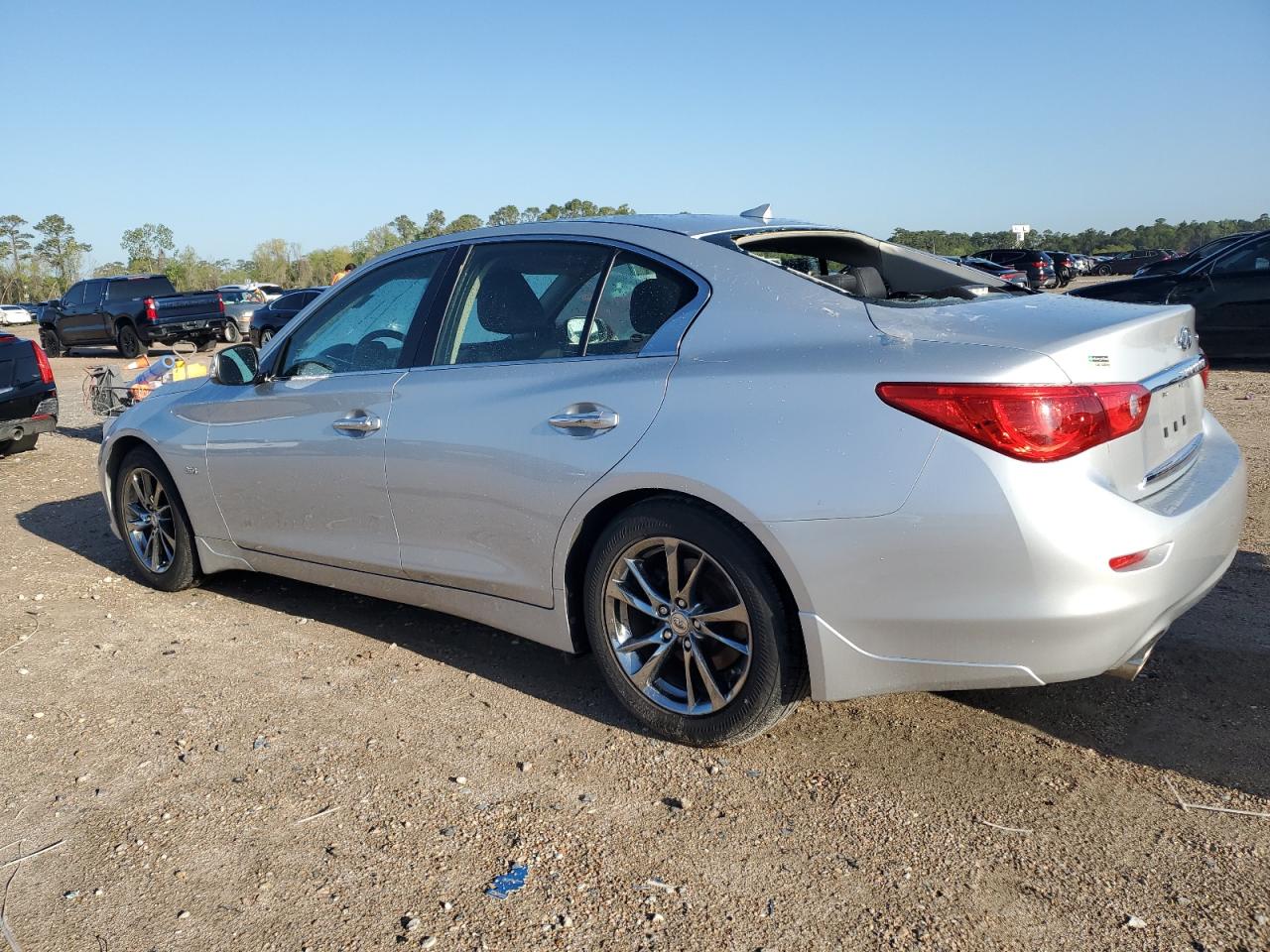 JN1EV7AP2HM739504 · 2017 INFINITI Q50 · 2/12