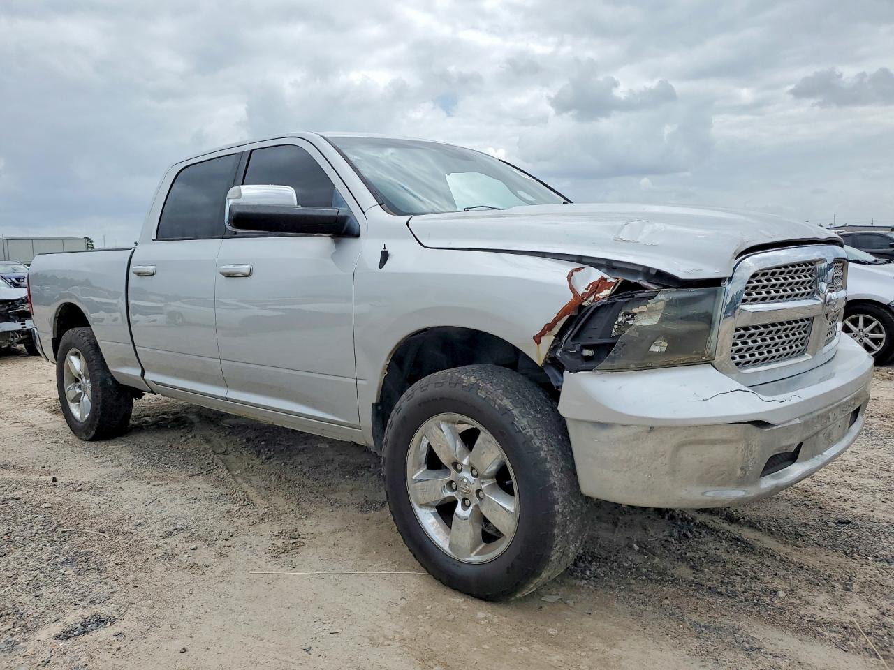 1C6RR7TT9KS510745 · 2019 RAM 1500 CLASSIC · 4/12