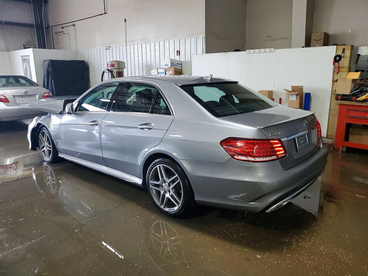 WDDHF8JB1FB124815 · 2015 MERCEDES-BENZ E · 2/12