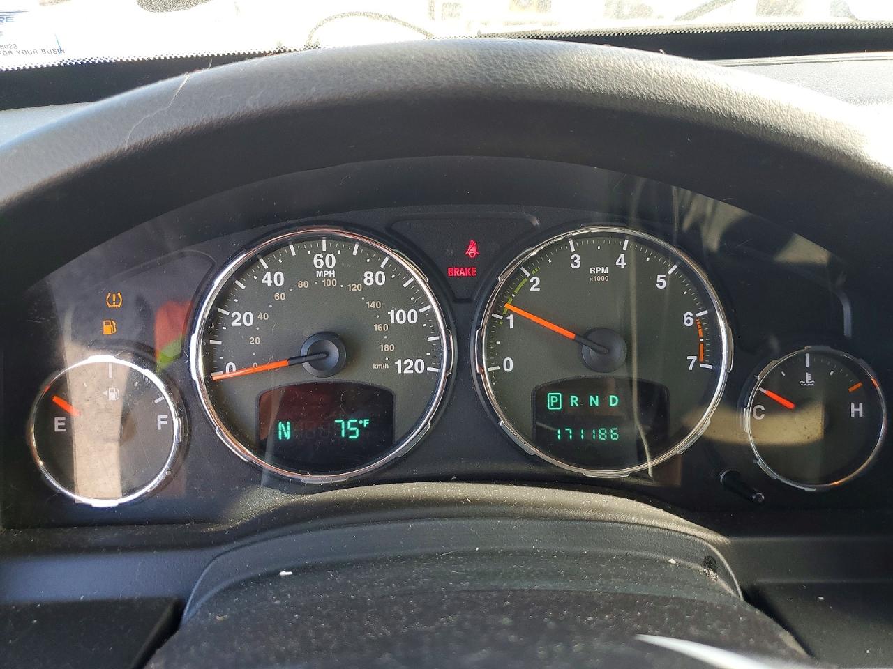 1J4PN2GK4BW557720 · 2011 JEEP LIBERTY · 9/13