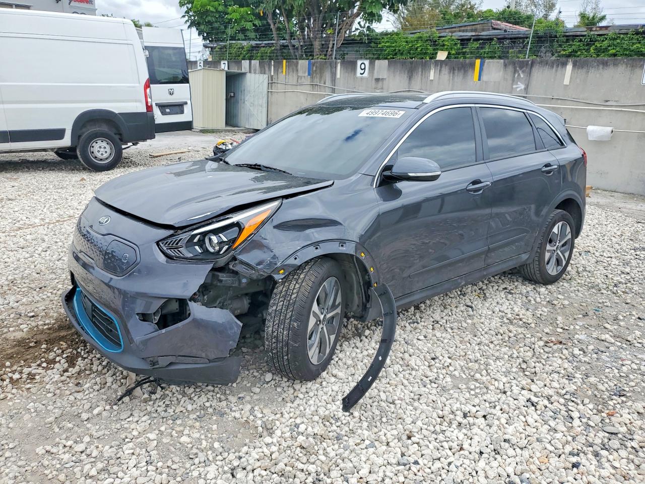 KNDCC3LG8L5062963 · 2020 KIA NIRO