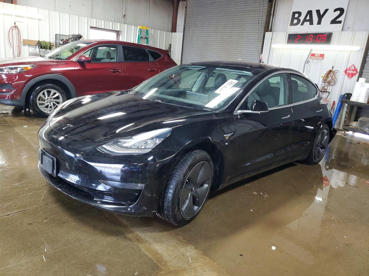 5YJ3E1EA9KF304678 · 2019 TESLA MODEL 3