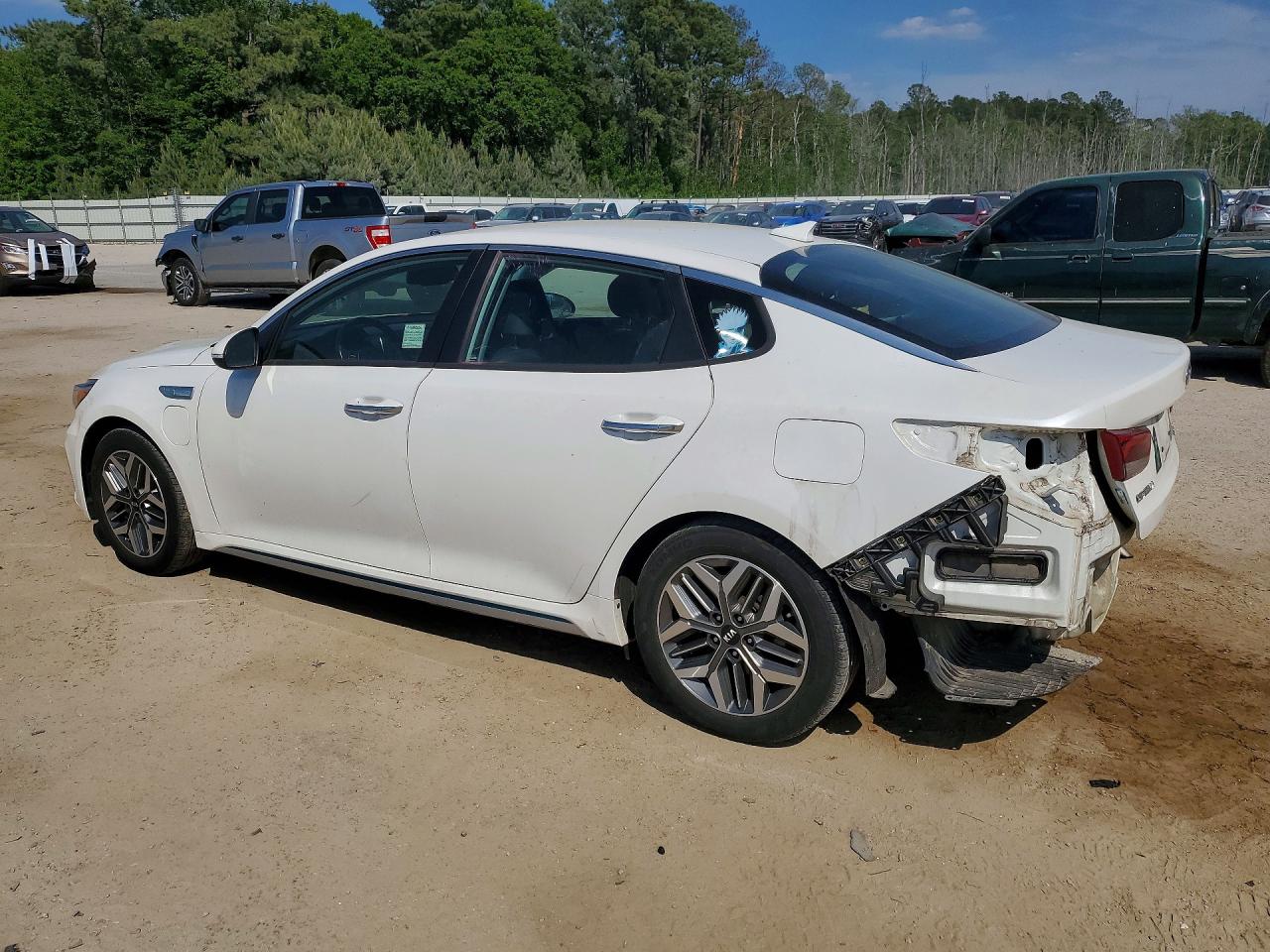 KNAGV4LD6L5036625 · 2020 KIA OPTIMA · 2/13