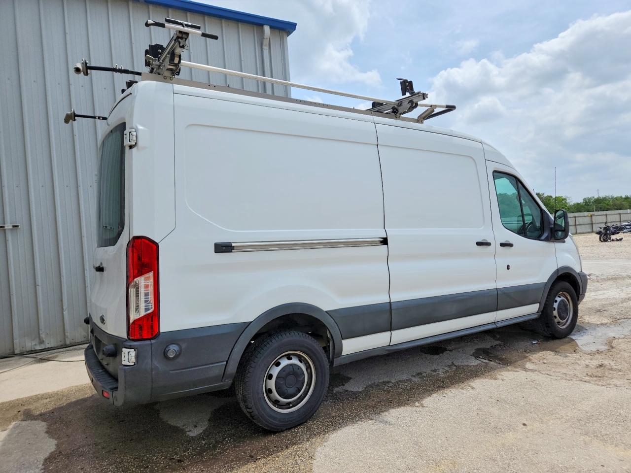 1FTYR2CM7HKA16389 · 2017 FORD TRANSIT · 3/12