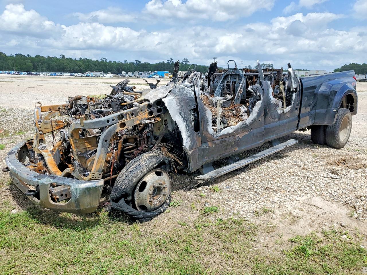 1FT8W3DT4HEC30016 · 2017 FORD F350