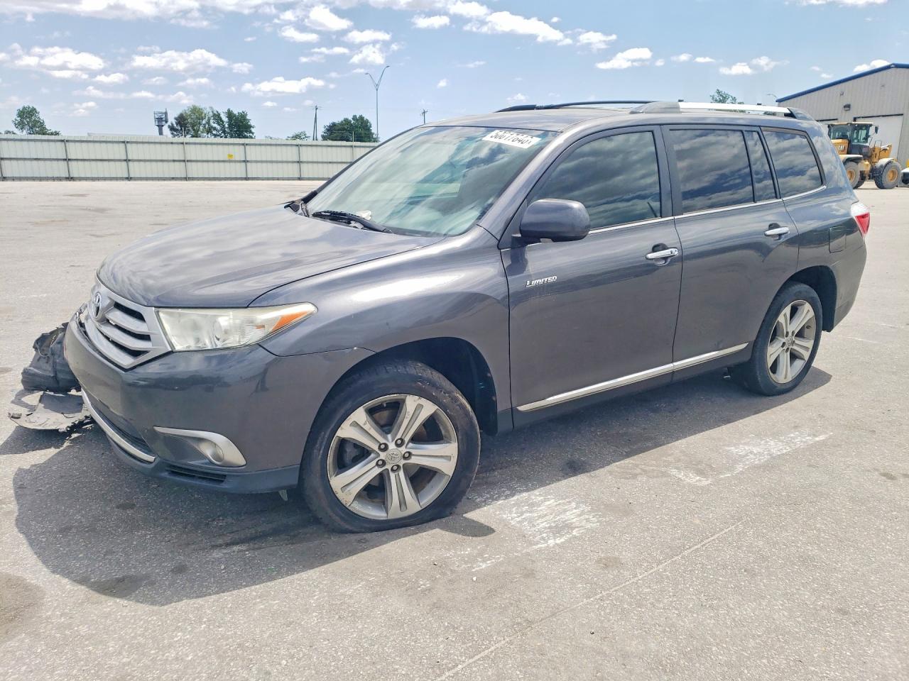 5TDDK3EH0BS069038 · 2011 TOYOTA HIGHLANDER