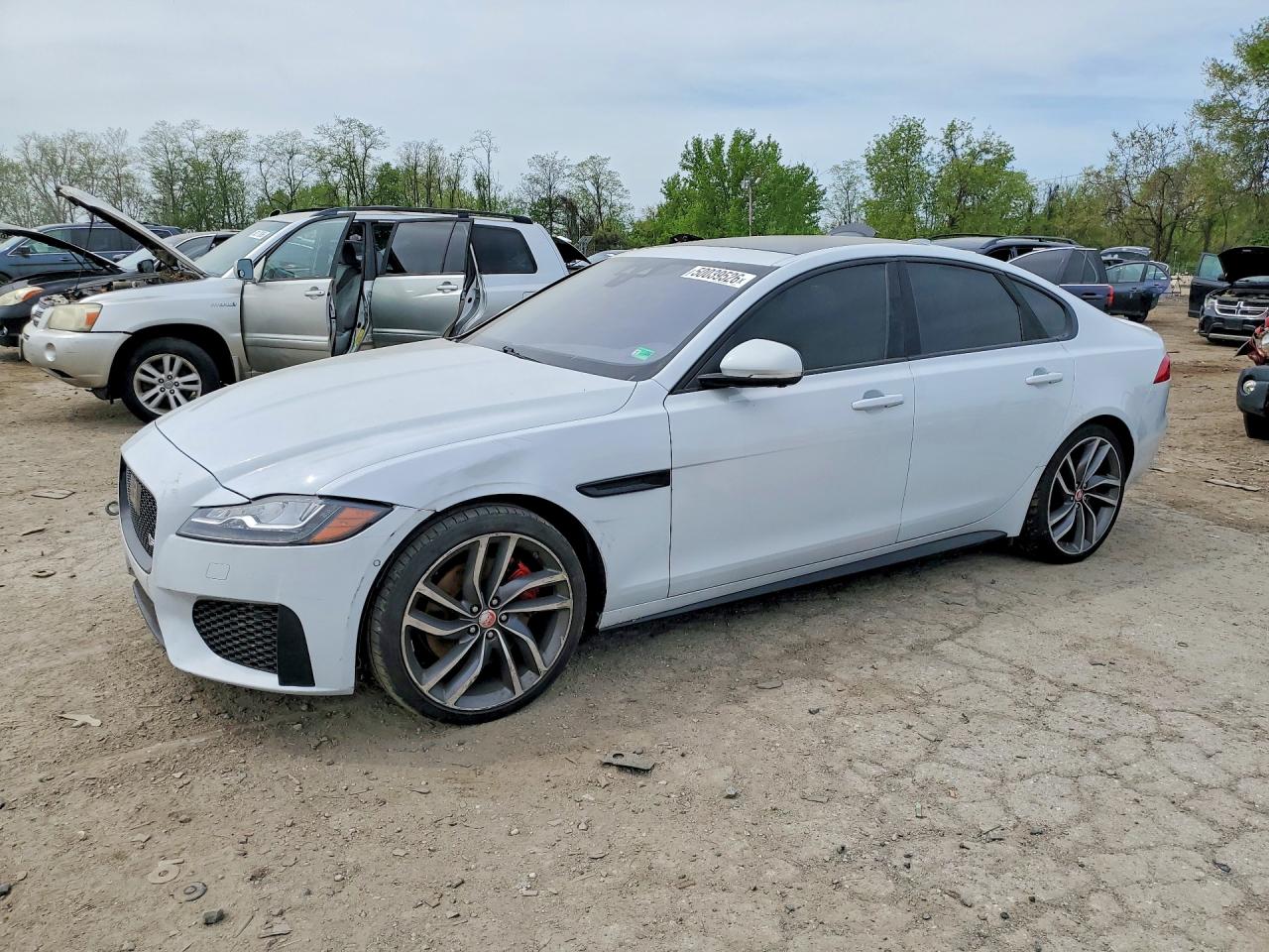 SAJBG4BV8GCY06179 · 2016 JAGUAR XF