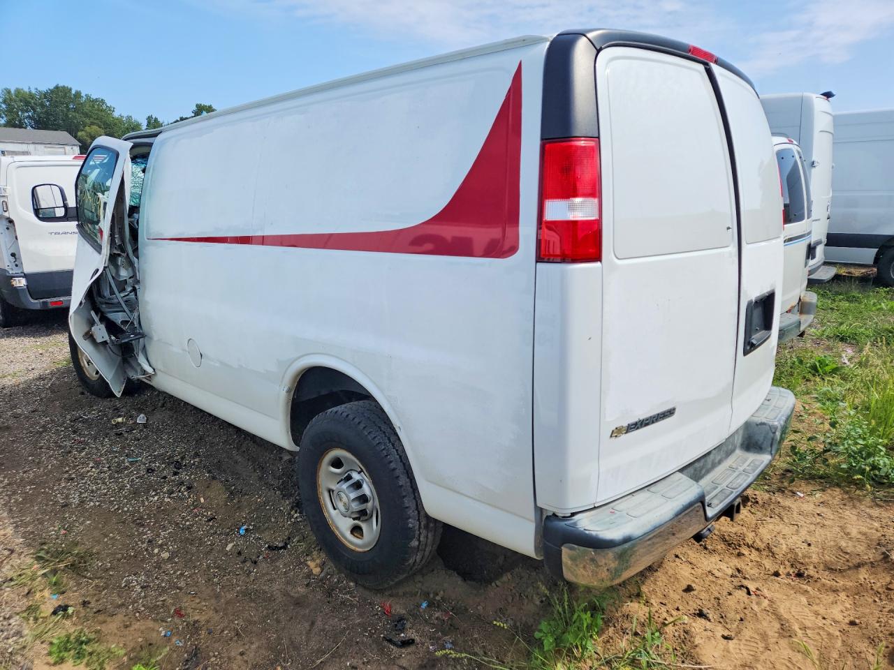 1GCWGAFP4M1188750 · 2021 CHEVROLET EXPRESS G2500 · 2/13
