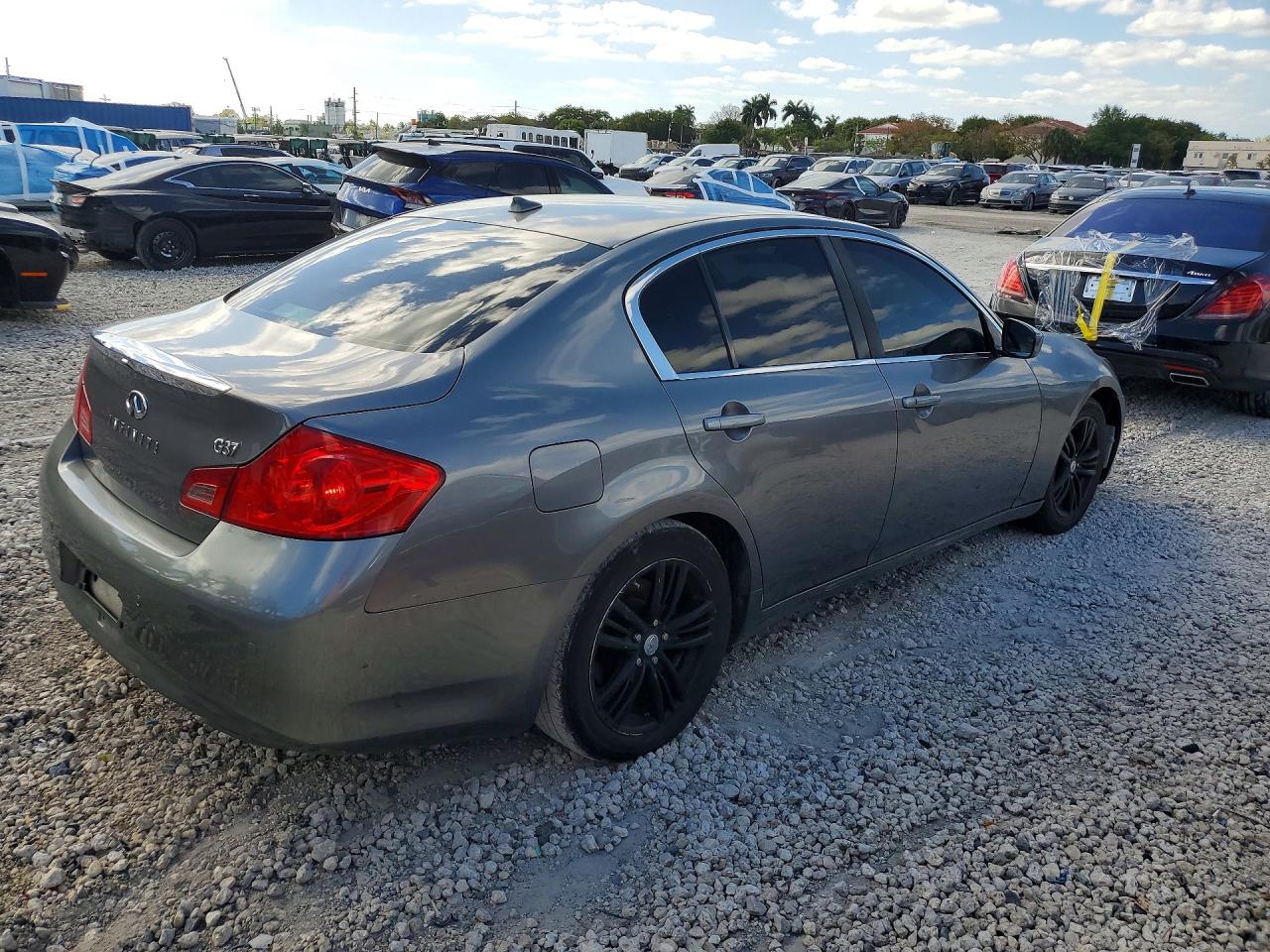 JN1CV6AP5DM304682 · 2013 INFINITI G37 SEDAN · 3/12