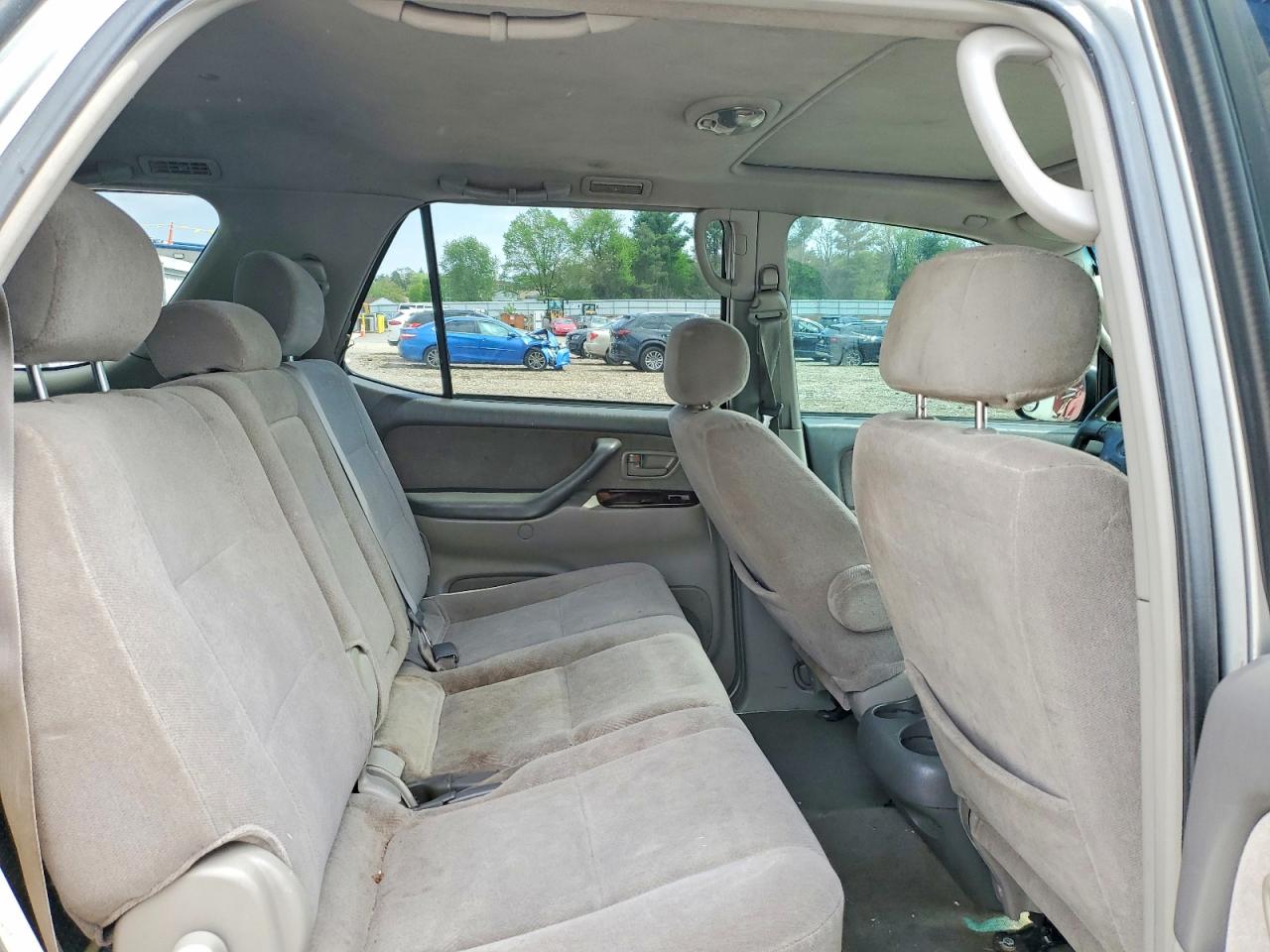 5TDBT44A12S134980 · 2002 TOYOTA SEQUOIA · 11/13