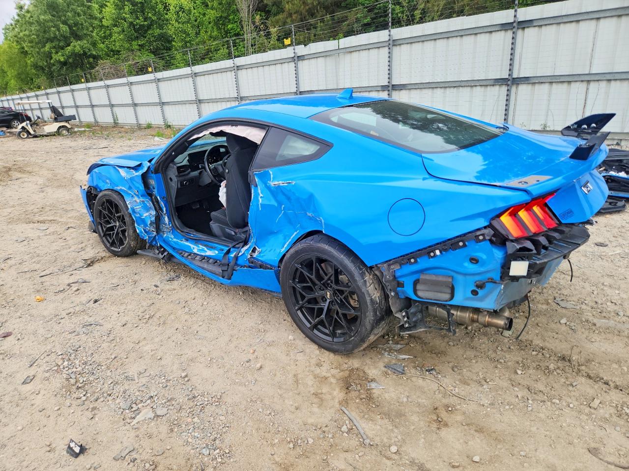 1FA6P8CF6R5411574 · 2024 FORD MUSTANG · 2/12
