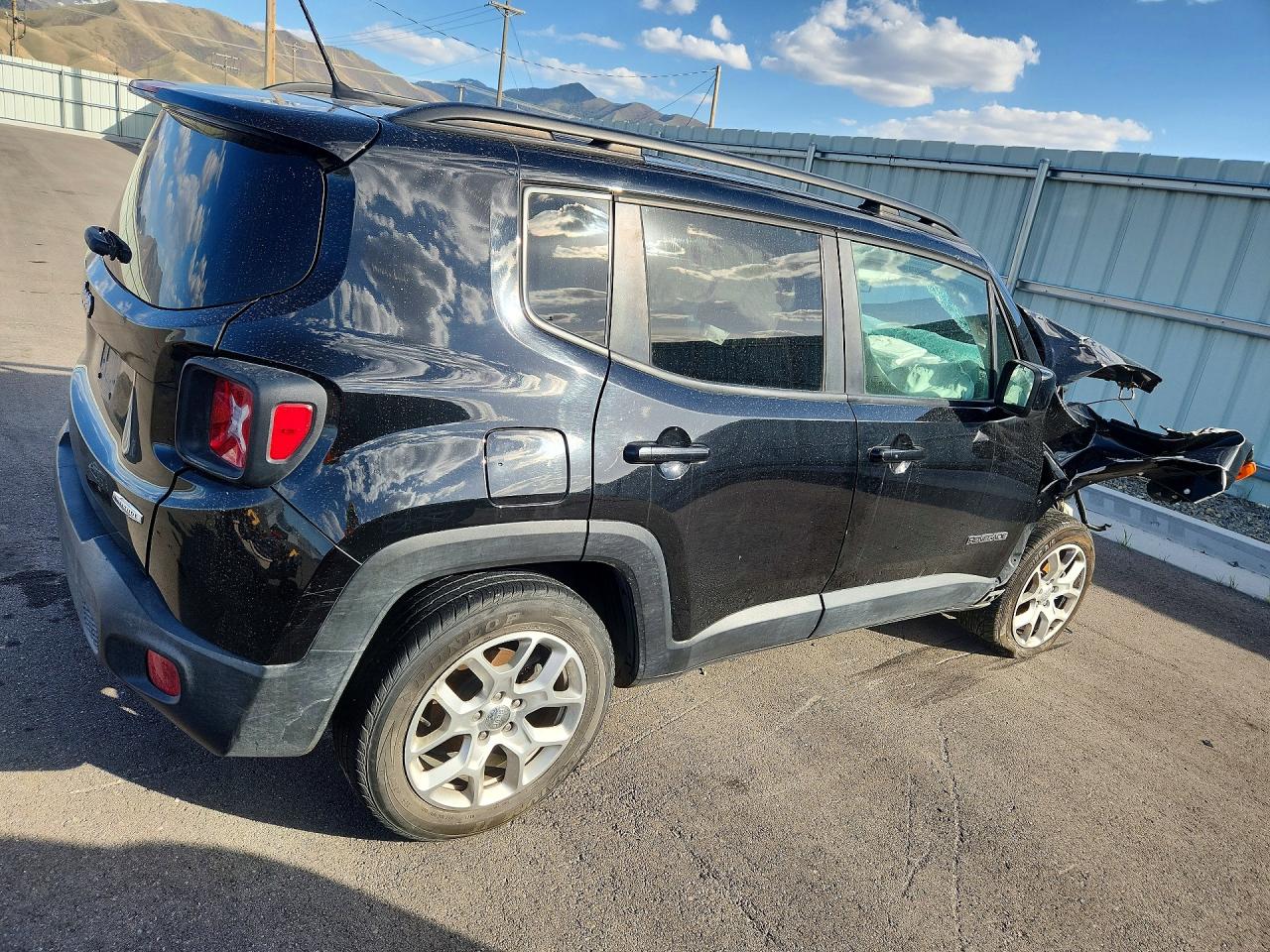 ZACCJBBB6HPG57069 · 2017 JEEP RENEGADE · 3/12