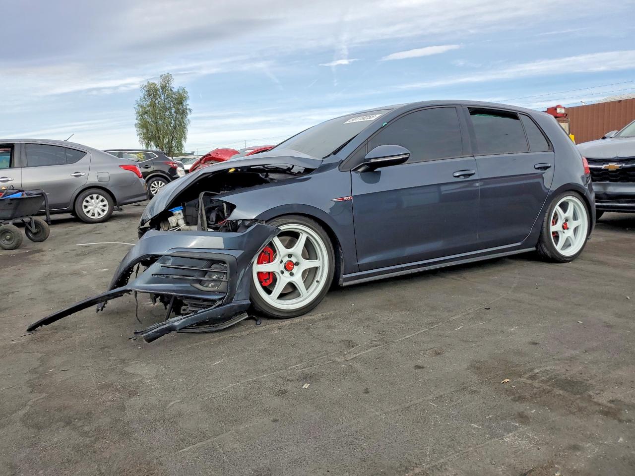 3VW547AU1JM291012 · 2018 VOLKSWAGEN GTI