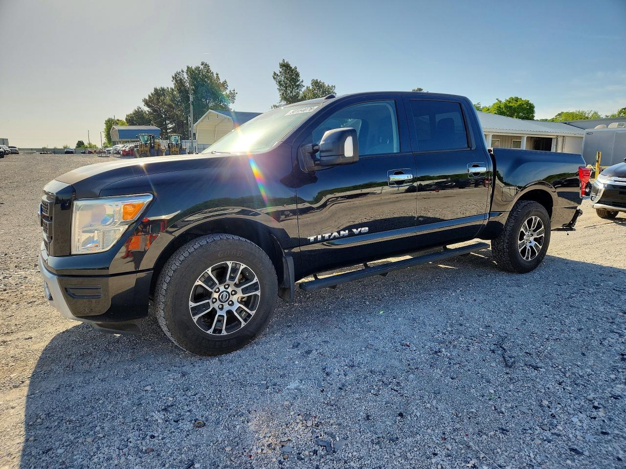 1N6AA1ED2LN501575 · 2020 NISSAN TITAN