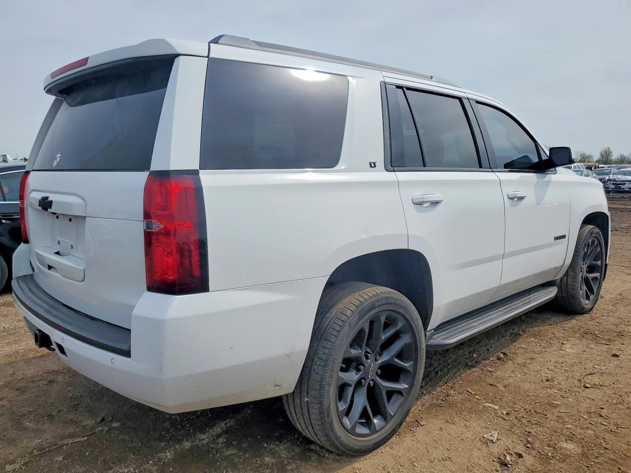 1GNSKBKC3JR403237 · 2018 CHEVROLET TAHOE · 3/13