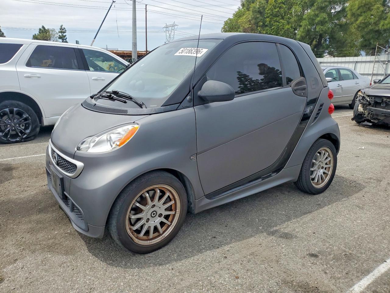 WMEEJ9AA3EK729623 · 2014 SMART FORTWO