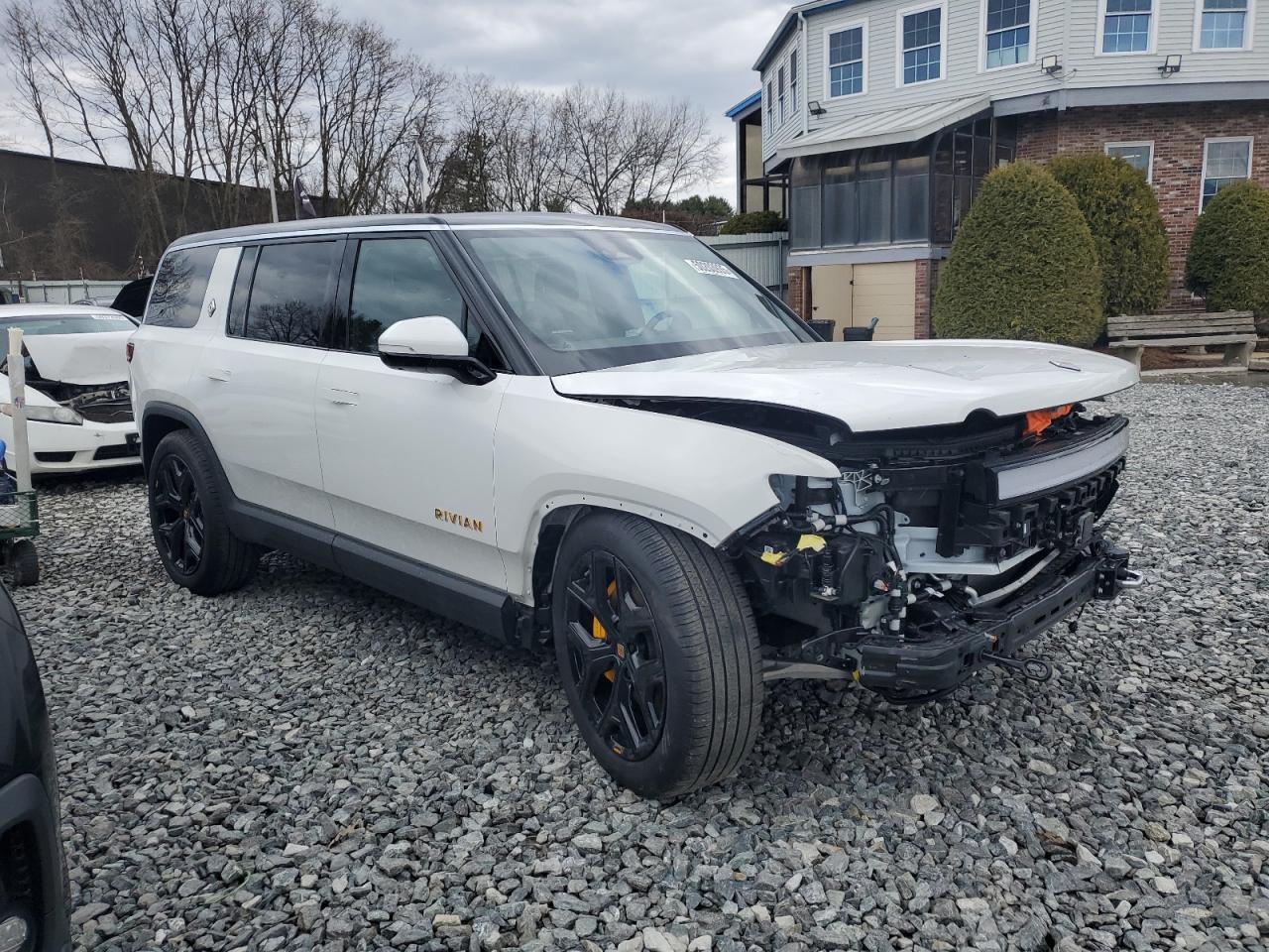 7PDSGABL3PN004096 · 2023 RIVIAN R1S · 4/13