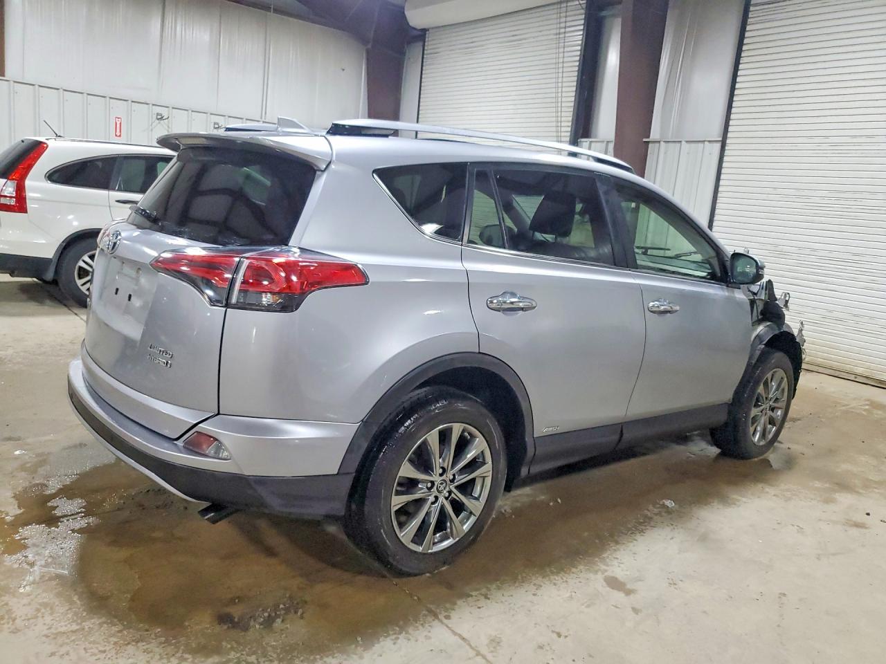 JTMDJREV0JD163832 · 2018 TOYOTA RAV4 HV · 3/14
