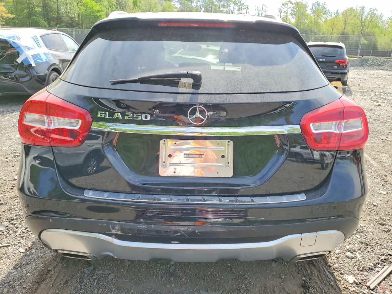 WDCTG4EB3JJ501013 · 2018 MERCEDES-BENZ GLA · 6/12