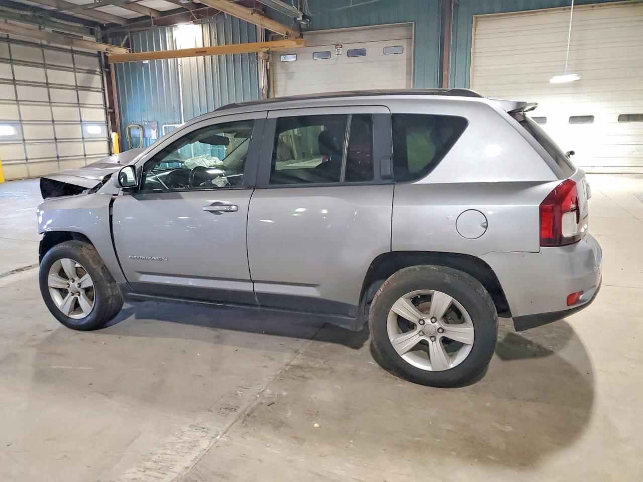 1C4NJDEB4FD120678 · 2015 JEEP COMPASS · 2/13