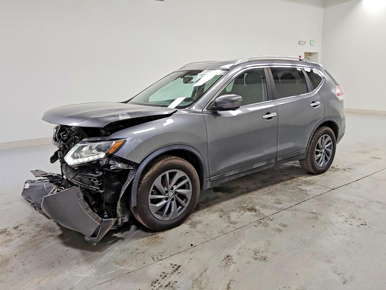 5N1AT2MVXGC786195 · 2016 NISSAN ROGUE