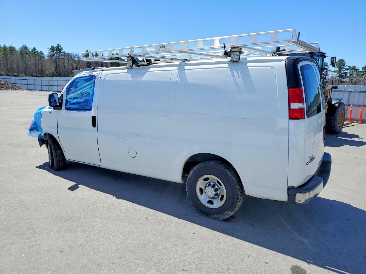 1GCWGAF73M1178436 · 2021 CHEVROLET EXPRESS G2500 · 2/13