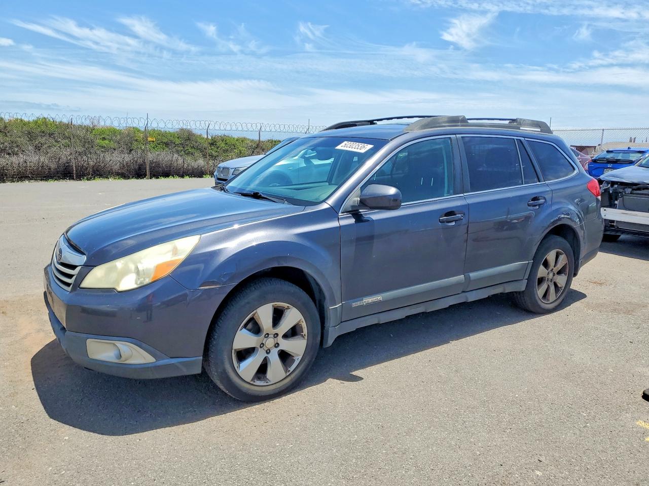 4S4BRCGC8B3330451 · 2011 SUBARU OUTBACK