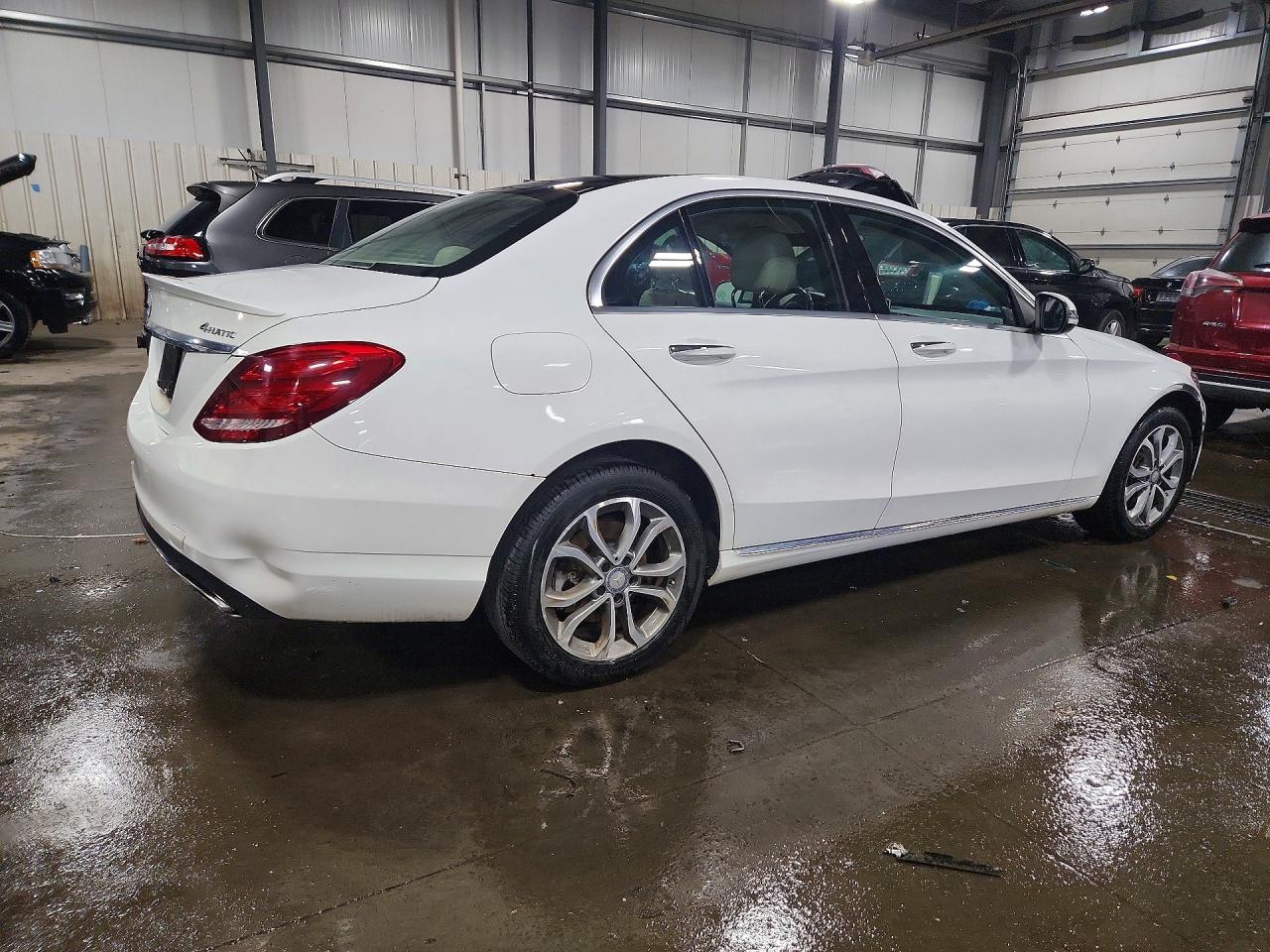 55SWF4KB6GU107756 · 2016 MERCEDES-BENZ C · 3/13