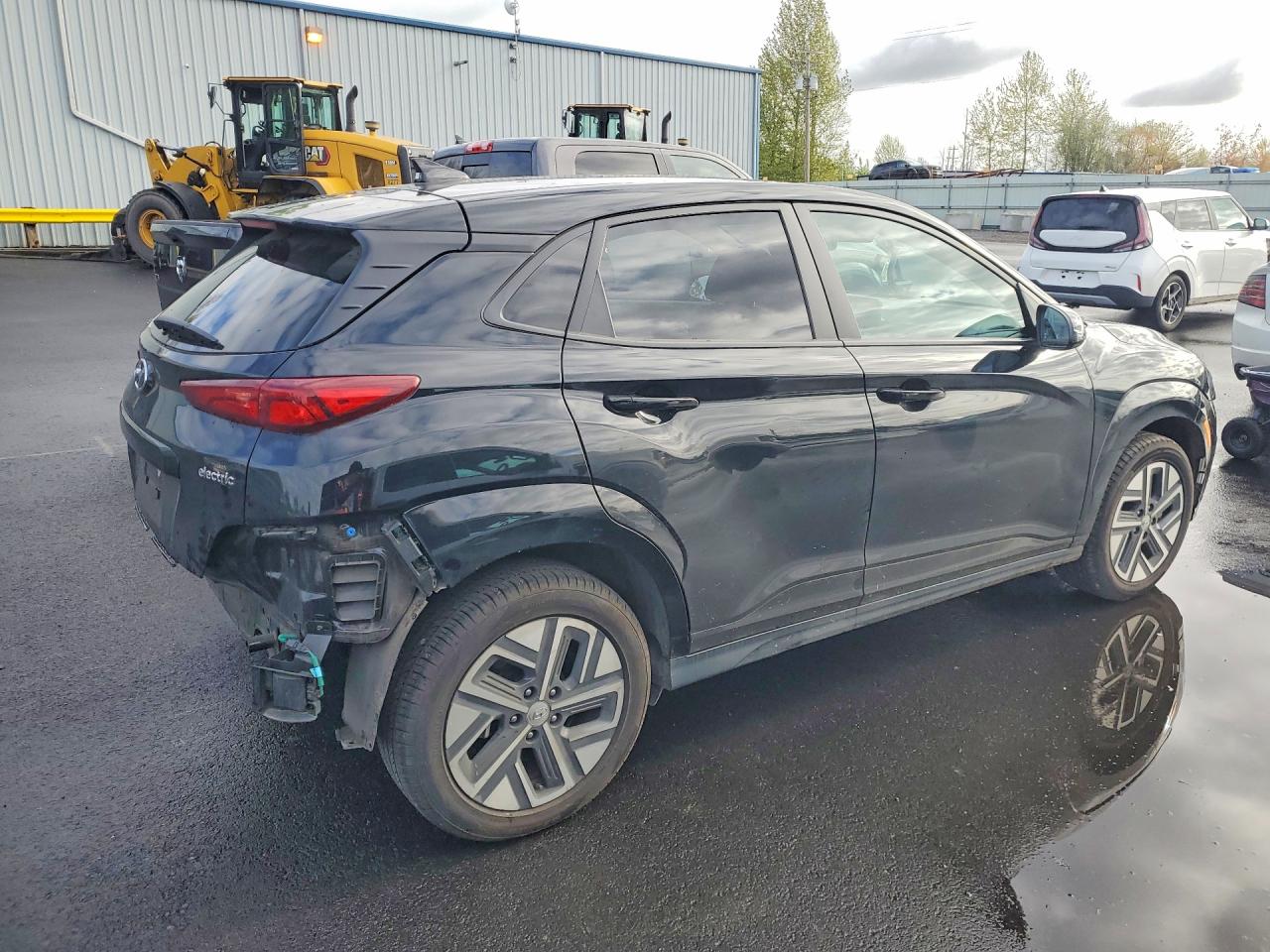 KM8K23AG4PU192117 · 2023 HYUNDAI KONA · 3/13