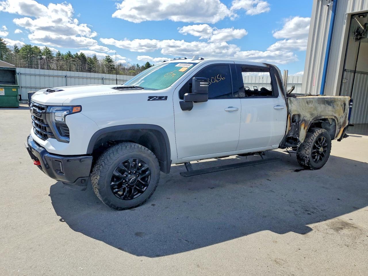 2GC4KPEYXS1143810 · 2025 CHEVROLET SILVERADO