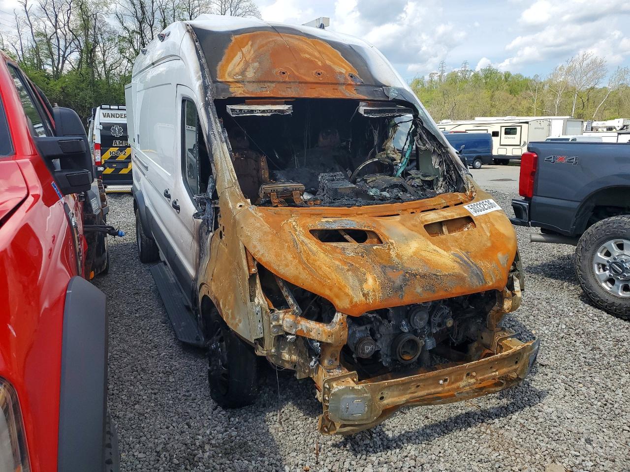 1FTRU8XG5SKA57640 · 2025 FORD TRANSIT · 4/12