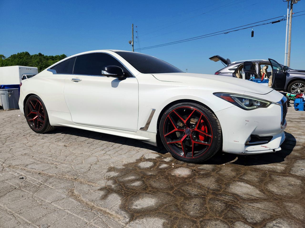 JN1EV7EK8HM362952 · 2017 INFINITI Q60 · 4/12