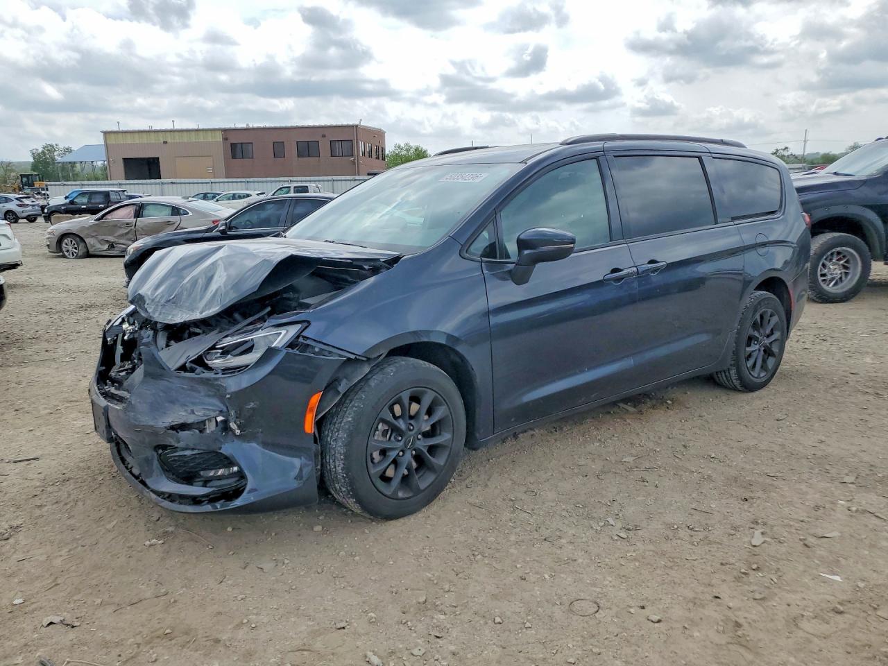 2C4RC3GG1MR536857 · 2021 CHRYSLER PACIFICA