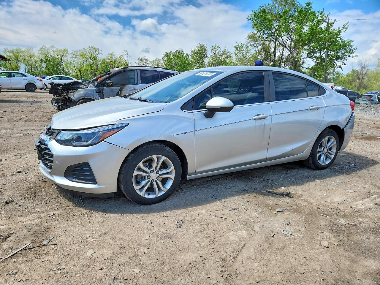 1G1BE5SM3K7143423 · 2019 CHEVROLET CRUZE