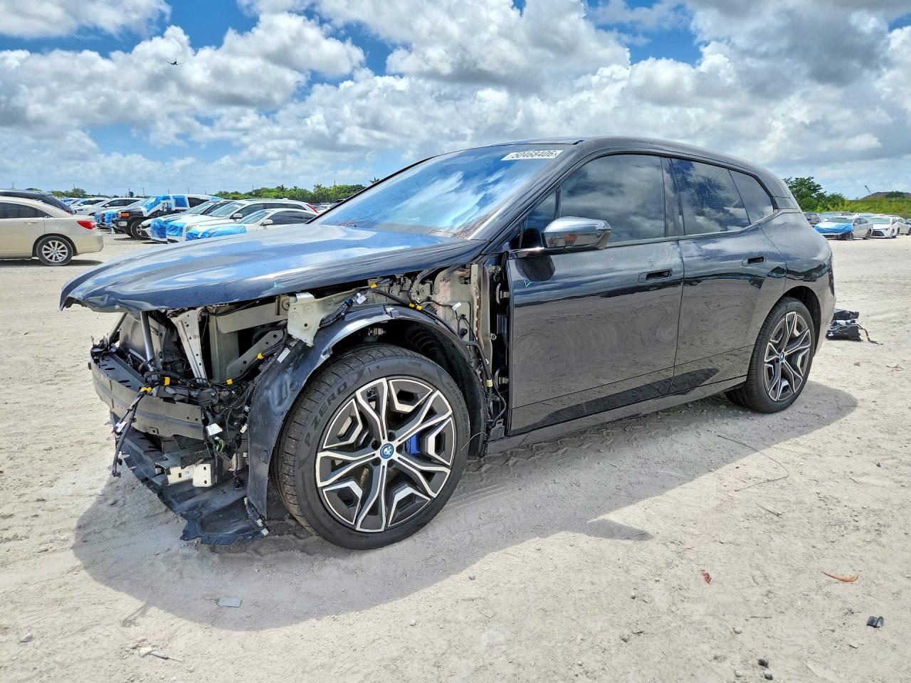 WB523CF0XRCN75156 · 2024 BMW IX