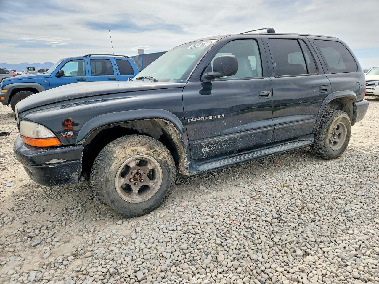1B4HS28N2YF209089 · 2000 DODGE DURANGO