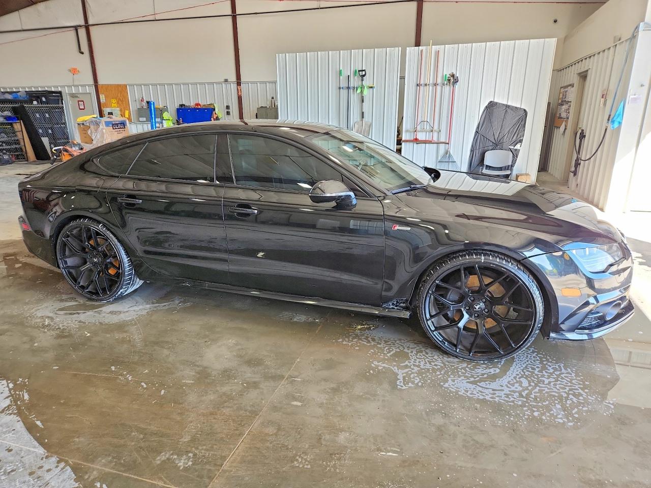 WAU22BFC0HN084090 · 2017 AUDI A7 · 4/13