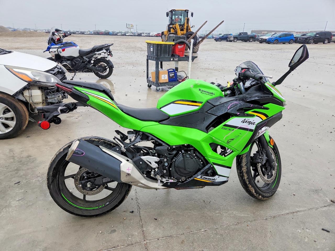 2025 KAWASAKI EX500