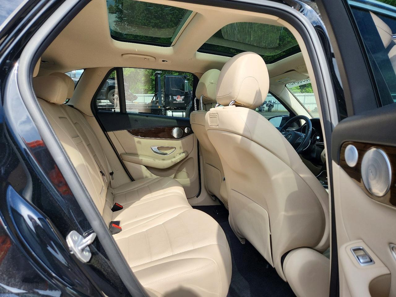 WDC0G4JB8KV139876 · 2019 MERCEDES-BENZ GLC · 11/14