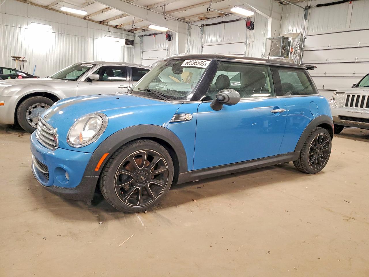 WMWSU3C59CT369462 · 2012 MINI COOPER