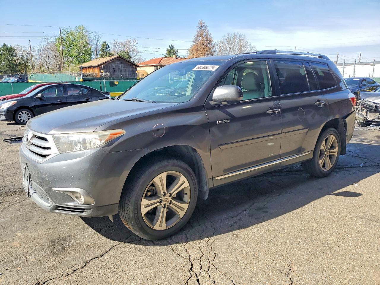5TDDK3EH8CS115068 · 2012 TOYOTA HIGHLANDER