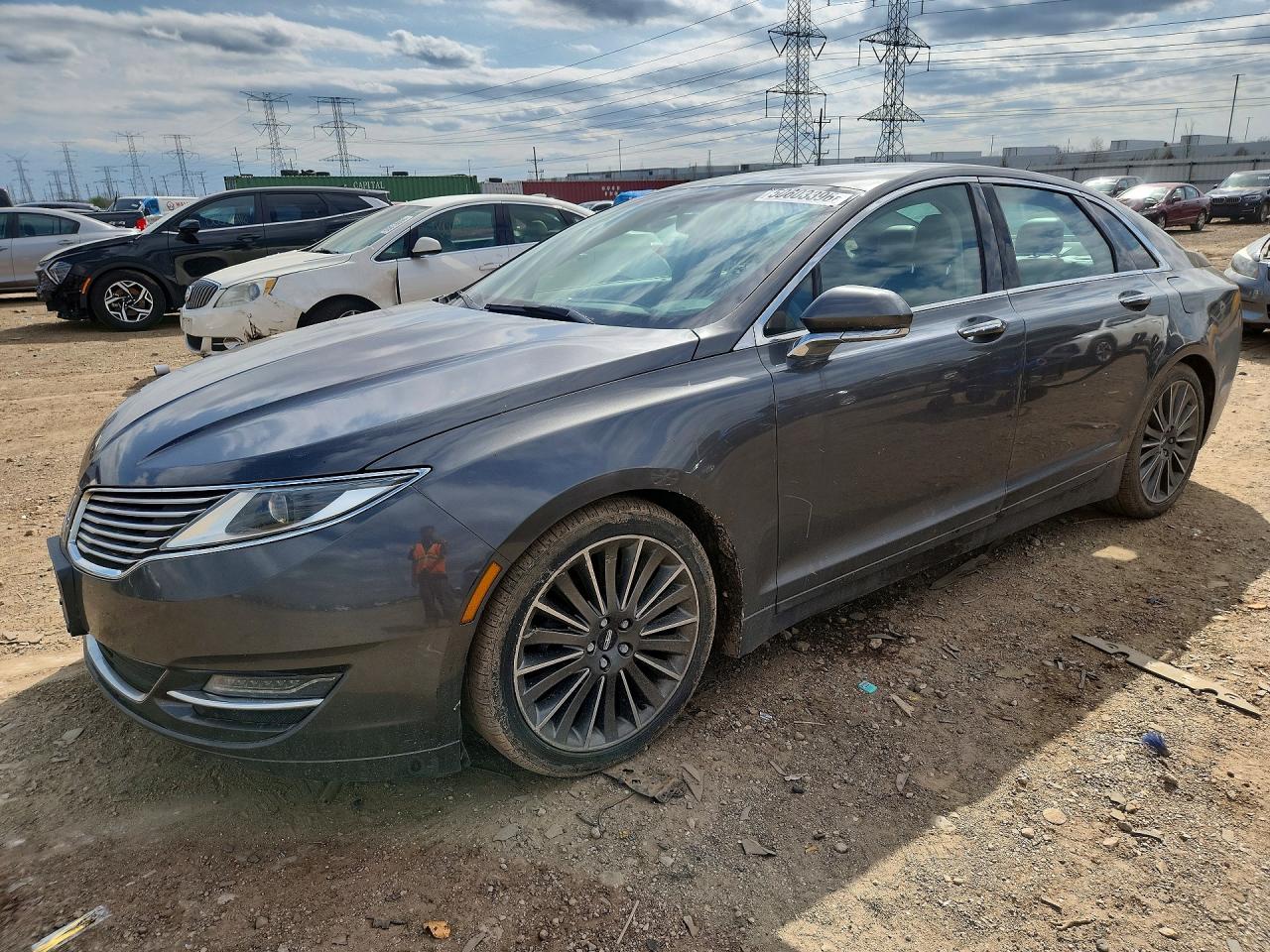 3LN6L2LU3GR605521 · 2016 LINCOLN MKZ